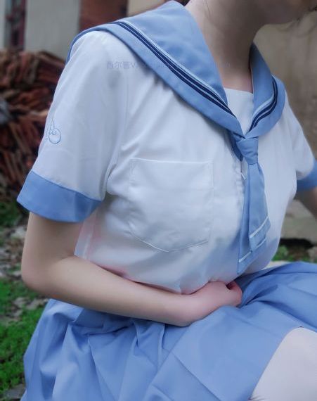 和三个婕子做受hd