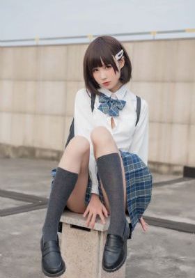 大胸秘书