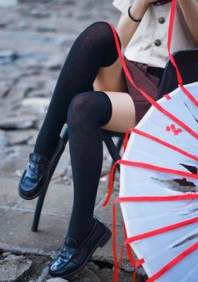 用手指搅乱