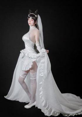 饥渴的少妇电影完整版
