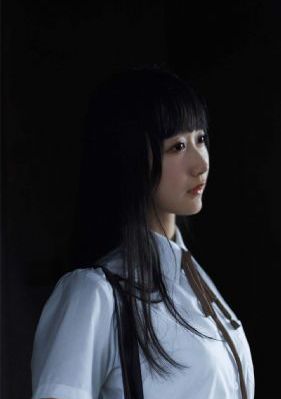 地铁蓝衣